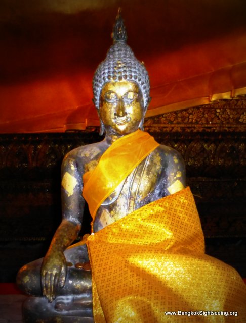 Reclining BuddhaWatPo (1)